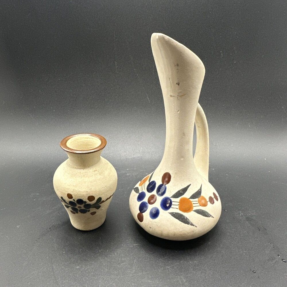 MEXICAN FOLK ART "TONALA" - MINIATURE SANDSTONE VASE / PITCHER- FLORAL DESIGN -2